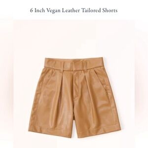 NWT Abercrombie & Fitch Vegan Leather Tailored High Rise Shorts in Tan Size L